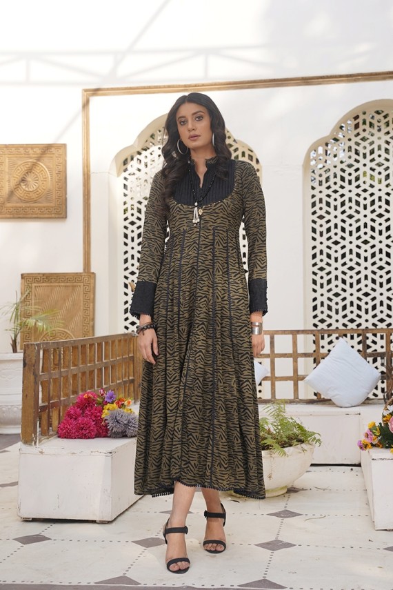 PRINTED MALAI LAWN LONG SHIRT WITH GPO LACE AND STONE WORK